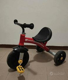 Triciclo Ducati