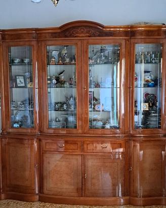 Mobili salotto completo di credenza tavolo e sedie