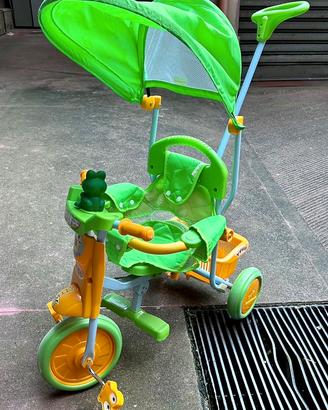 Triciclo con manubrio e tendina Schiano