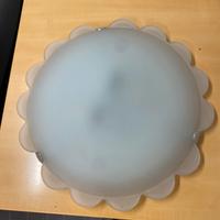 Plafoniera a forma di fiore