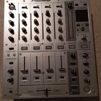 Pioneer DJM 700 silver 