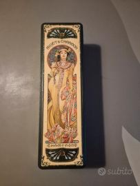 Scatola da latta vintage Moet e Chandon