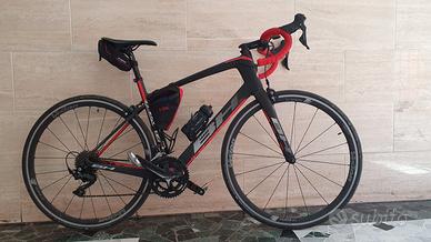 Bdc , Bicicletta da Corsa BH quartz 105 carbonio