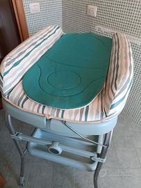 Fasciatoio con vaschetta bagnetto Chicco