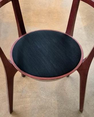 Sedie in legno con braccioli – Disponibilità 20
