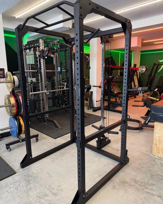 RACK CON LAT MACHINE DI DECATHLON
