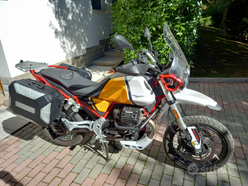 Moto Guzzi V85TT