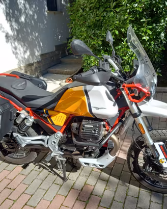 Moto Guzzi V85TT