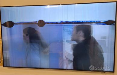 SAMSUNG  UE55AU8070U. Schermo rotto