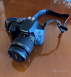 Canon reflex d2000