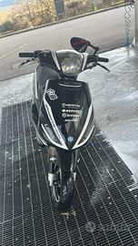 Piaggio zip