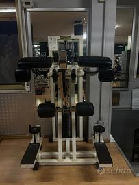 Standing Gluteus Technogym – Glutei e femorali