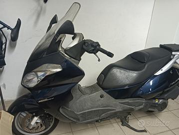 scooter Aprilia Atlantic 500