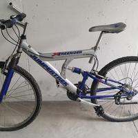 Mountain bike jampertrek