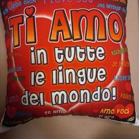Cuscino San Valentino Ti Amo in tutte le lingue