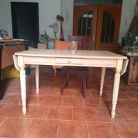 Tavolo stile country shabby allungabile 