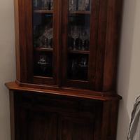 Mobile angoliera in legno