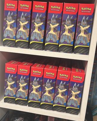 Box Mega Lucario Ex Con Statuina
