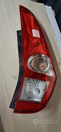 89071608 FANALE POSTERIORE DESTRO SUZUKI SPLASH