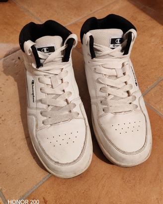 Scarpe da ginnastica Champions alte taglia 40