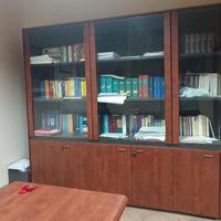 Vetrina Libreria in legno di ciliegio 