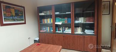 Vetrina Libreria in legno di ciliegio 