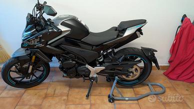Moto CF 125