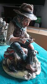 Statuetta Capodimonte firmata, altezza cm 24