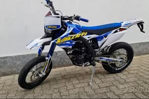 SUZUKI VALENTI SM 125 MOT. A LIQUIDO