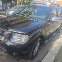 NISSAN Navara 3.0 dCi 4 porte Double Cab LE V6