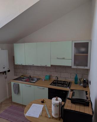 CUCINA 240x60x210 cm