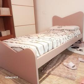 letto singolo rosa