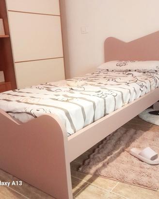 letto singolo rosa