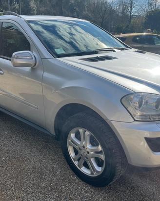 Mercedes-benz ML 3.0 Diesel - SUV - Gancio Traino