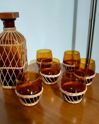 Set bottiglia e 6 bicchieri retrò vetro rattan