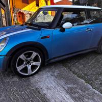 MINI COOPER R50 ONE D