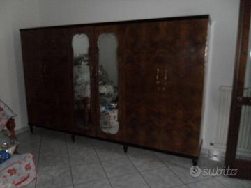 Armadio anni 50-60.