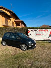 Renault Twingo 1.2  75 cv