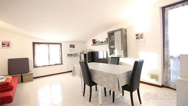 Fara Gera D'Adda - 3 LOCALI ULTIMO PIANO SENZA SPE