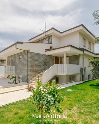 Appartamenti in villa leggi disponibilità agosto