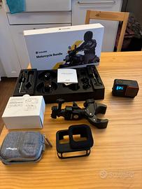 Insta360 ace + accessori moto