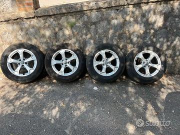 Cerchi Audi Q3 completi di Gomme Pirelli
