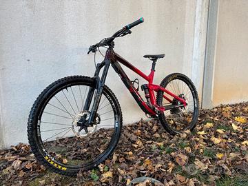 Trek slash 8 ohlins/saint