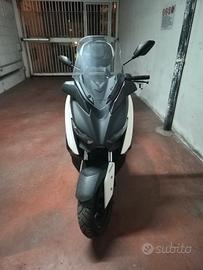 Yamaha X-Max 300 ABS Blue Core – 2017 – 45.000 km