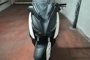 Yamaha X-Max 300 ABS Blue Core – 2017 – 45.000 km