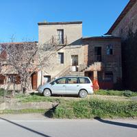 Fabbricato abitazione da ristrutturare
