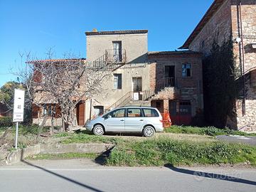 Fabbricato abitazione da ristrutturare