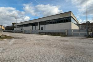 Capannone artigianale