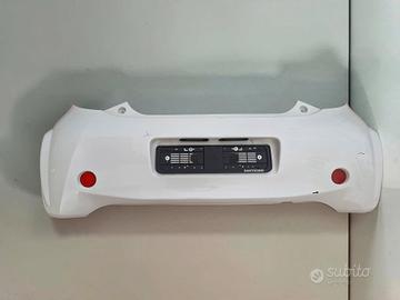 Paraurti Posteriore Toyota iQ 1.0 benzina 68 cv 20