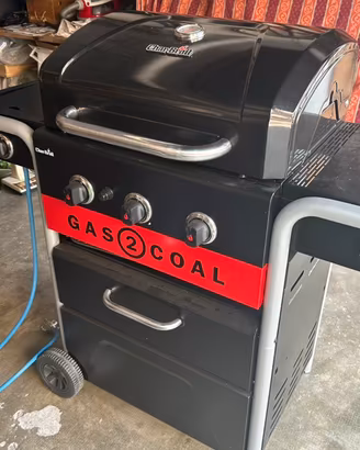 Barbecue charl broil gas2coal